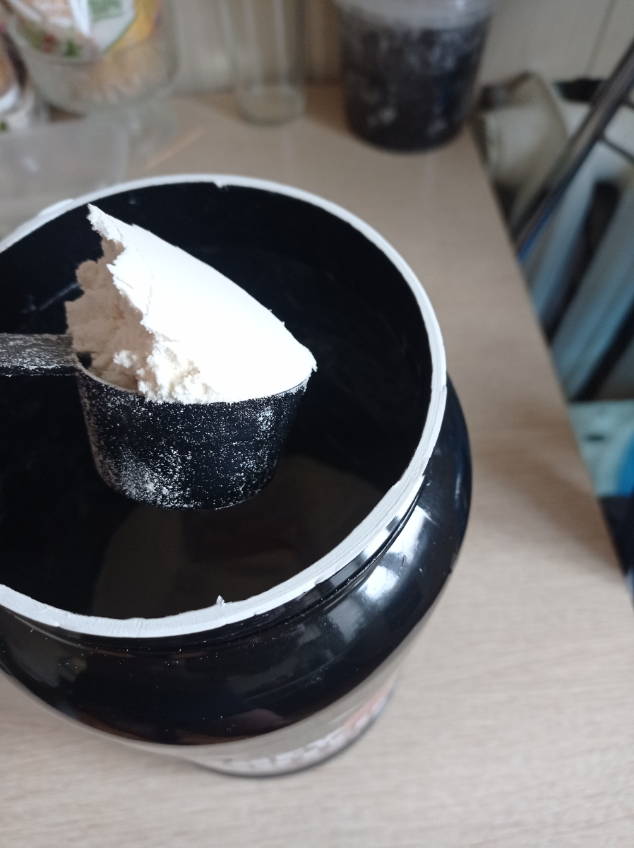 Фото покупателя №445 из 677: Протеин сывороточный 3 банки вкусы банан, шоколад, клубника 90 порций 2700 г, отзыв на 5 из 5, Ozon, 24 февраля 2024