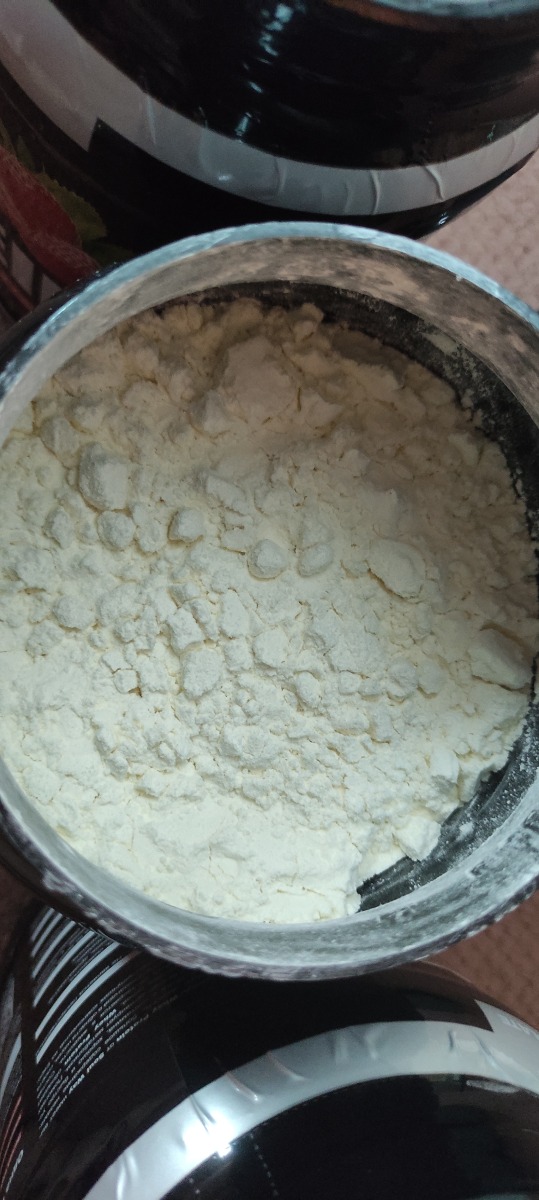 Фото покупателя №414 из 677: Протеин сывороточный 3 банки вкусы банан, шоколад, клубника 90 порций 2700 г, отзыв на 5 из 5, Ozon, 26 февраля 2024