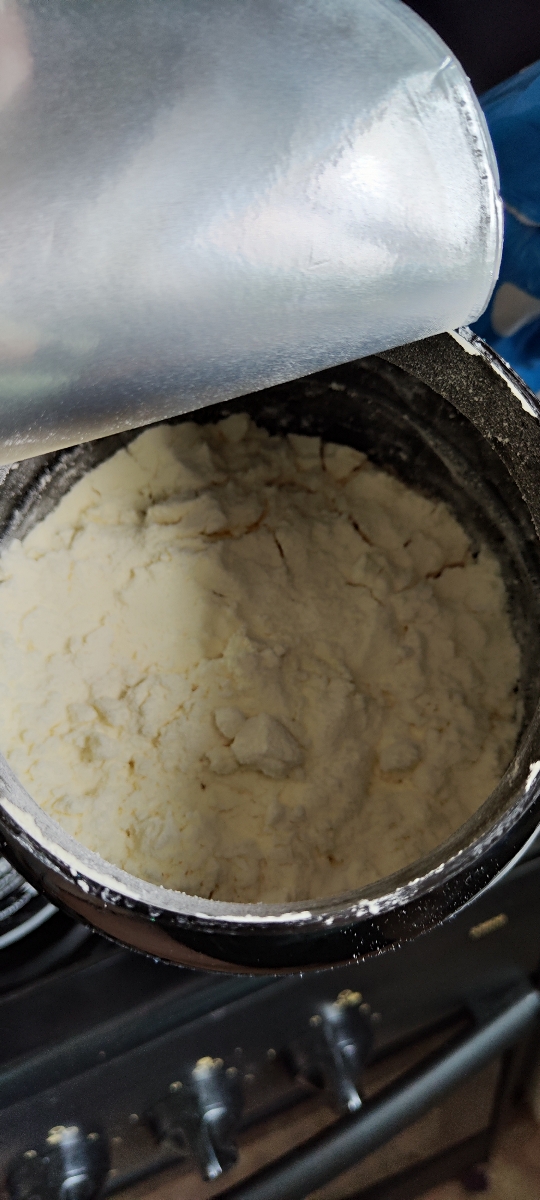 Фото покупателя №295 из 677: Протеин сывороточный 3 банки вкусы банан, шоколад, клубника 90 порций 2700 г, отзыв на 5 из 5, Ozon, 20 апреля 2024