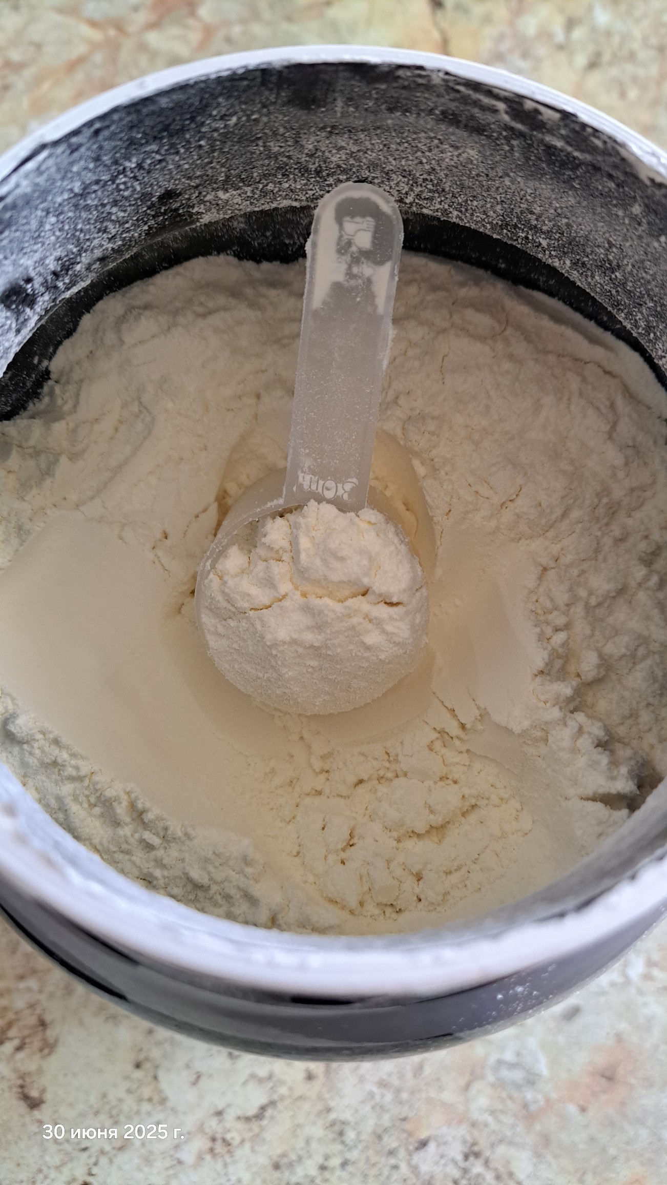 Фото покупателя №27 из 462: Набор протеин сывороточный 900 г клубника, креатин моногидрат 200 г масса и сила, отзыв на 5 из 5, Ozon, 30 июня 2025