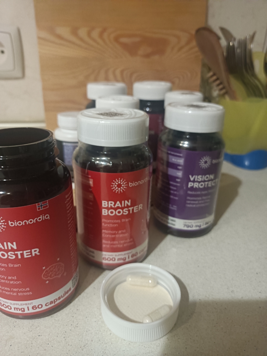 Фото покупателя №79 из 814: Витаминный комплекс для мозга и памяти Brain Booster bionordiq 600 мг 60 капсул, ноотроп, для концентрации, витамины для мозга, для учёбы и работы, БАД, для иммунитета, для здоровья, для профилактики, отзыв на 5 из 5, Ozon, 17 января 2025