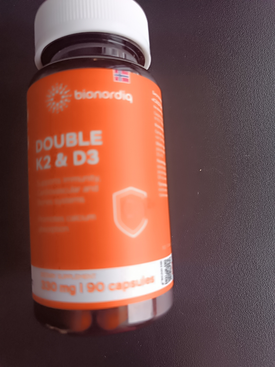 Фото покупателя №50 из 299: Витамины D3 и K2 для костей и сосудов Double K2 D3 bionordiq 330 мг 90 капсул, холекальциферол менахинон, витамин д3 к2, для иммунитета, витамины, БАД, для здоровья, для женщин и мужчин, для зубов, отзыв на 5 из 5, Ozon, 18 января 2025