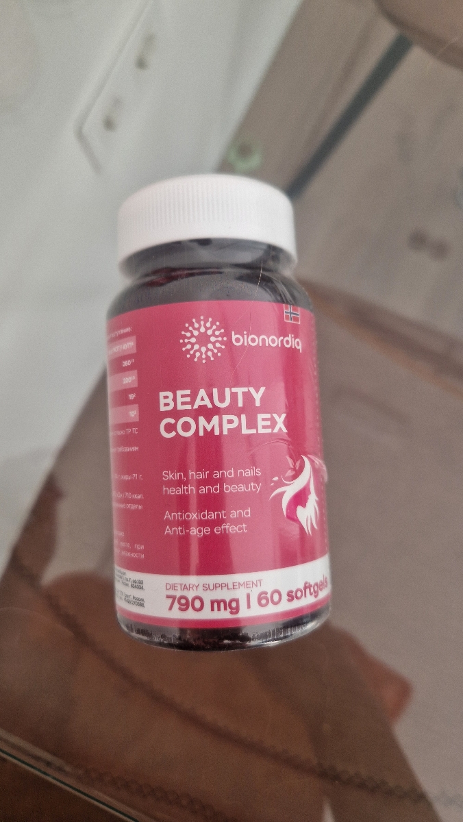 Фото покупателя №380 из 420: Витаминный комплекс для волос ногтей и кожи Beauty Complex bionordiq 790 мг 60 капсул, биотин коллаген, витамины красоты, для женщин, для роста волос, БАД, для иммунитета, для здоровья, для костей, отзыв на 4 из 5, Ozon, 28 июня 2024