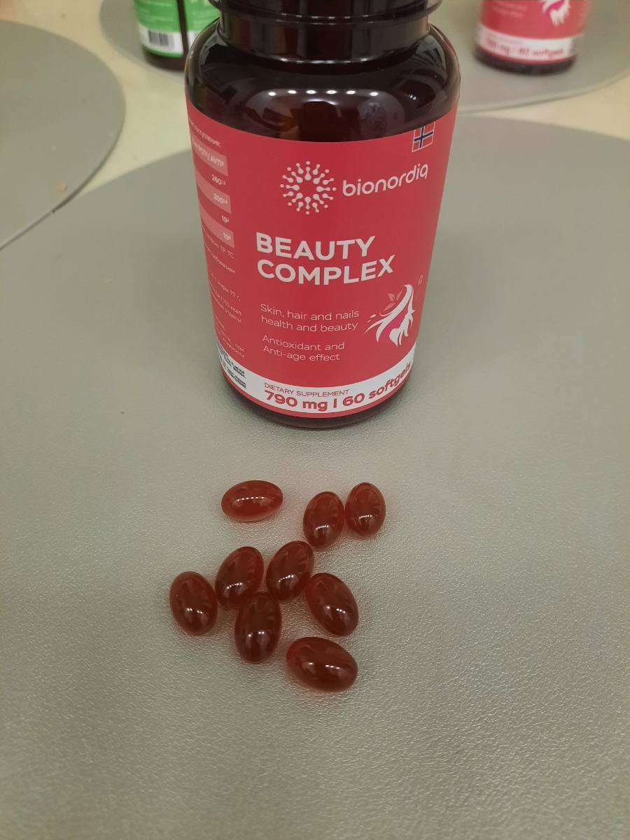 Фото покупателя №273 из 420: Витаминный комплекс для волос ногтей и кожи Beauty Complex bionordiq 790 мг 60 капсул, биотин коллаген, витамины красоты, для женщин, для роста волос, БАД, для иммунитета, для здоровья, для костей, отзыв на 5 из 5, Ozon, 6 июля 2024