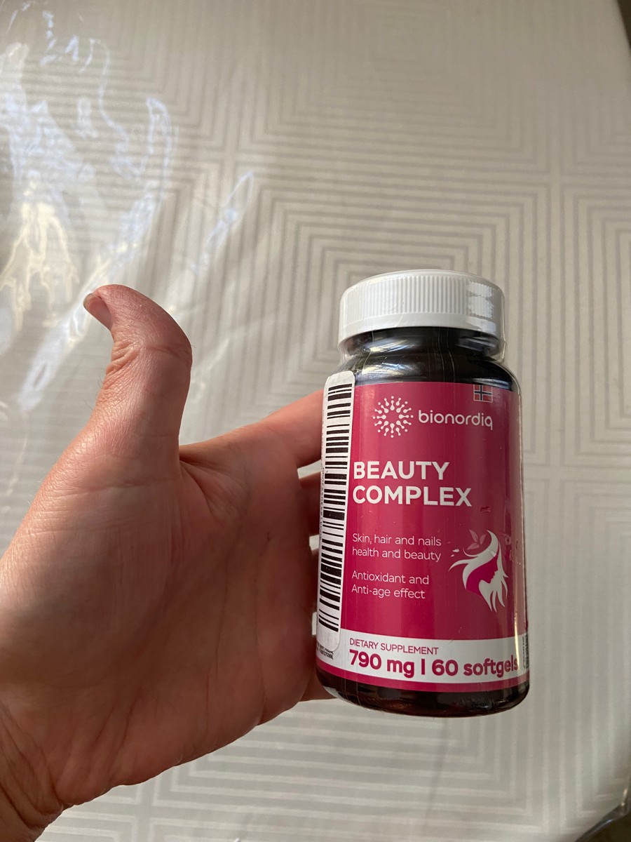 Фото покупателя №170 из 420: Витаминный комплекс для волос ногтей и кожи Beauty Complex bionordiq 790 мг 60 капсул, биотин коллаген, витамины красоты, для женщин, для роста волос, БАД, для иммунитета, для здоровья, для костей, отзыв на 5 из 5, Ozon, 11 июля 2024