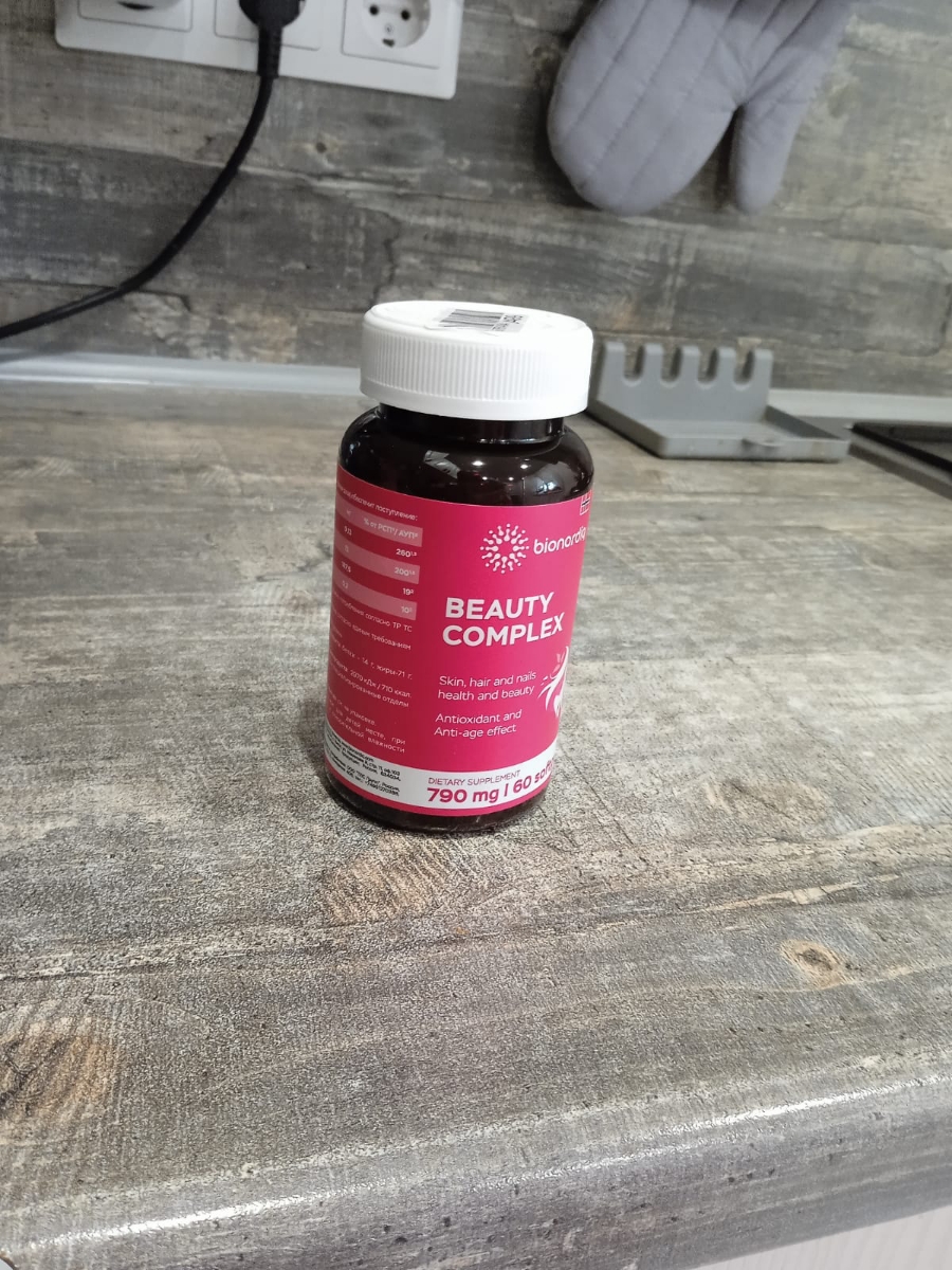 Фото покупателя №119 из 420: Витаминный комплекс для волос ногтей и кожи Beauty Complex bionordiq 790 мг 60 капсул, биотин коллаген, витамины красоты, для женщин, для роста волос, БАД, для иммунитета, для здоровья, для костей, отзыв на 5 из 5, Ozon, 16 июля 2024