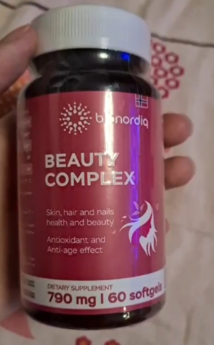 Фото покупателя №118 из 420: Витаминный комплекс для волос ногтей и кожи Beauty Complex bionordiq 790 мг 60 капсул, биотин коллаген, витамины красоты, для женщин, для роста волос, БАД, для иммунитета, для здоровья, для костей, отзыв на 5 из 5, Ozon, 16 июля 2024