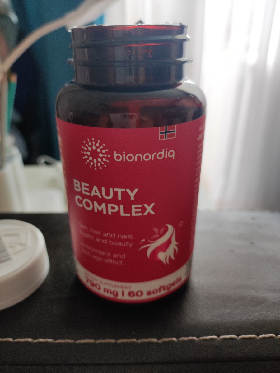 Фото покупателя №108 из 420: Витаминный комплекс для волос ногтей и кожи Beauty Complex bionordiq 790 мг 60 капсул, биотин коллаген, витамины красоты, для женщин, для роста волос, БАД, для иммунитета, для здоровья, для костей, отзыв на 5 из 5, Ozon, 17 июля 2024