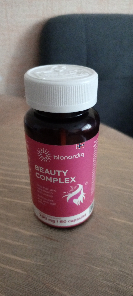 Фото покупателя №24 из 420: Витаминный комплекс для волос ногтей и кожи Beauty Complex bionordiq 790 мг 60 капсул, биотин коллаген, витамины красоты, для женщин, для роста волос, БАД, для иммунитета, для здоровья, для костей, отзыв на 5 из 5, Ozon, 22 февраля 2026