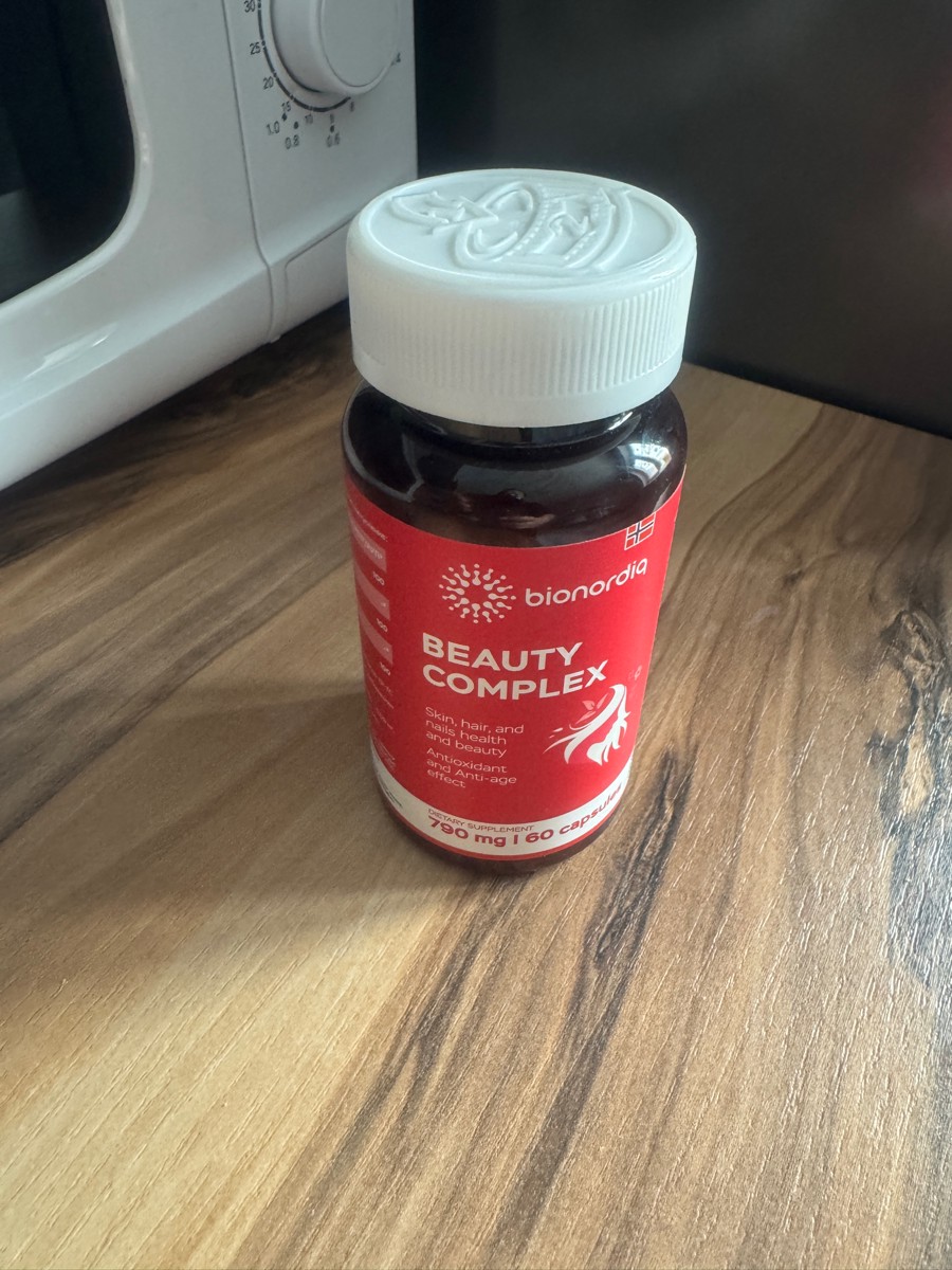Фото покупателя №23 из 420: Витаминный комплекс для волос ногтей и кожи Beauty Complex bionordiq 790 мг 60 капсул, биотин коллаген, витамины красоты, для женщин, для роста волос, БАД, для иммунитета, для здоровья, для костей, отзыв на 5 из 5, Ozon, 22 февраля 2026