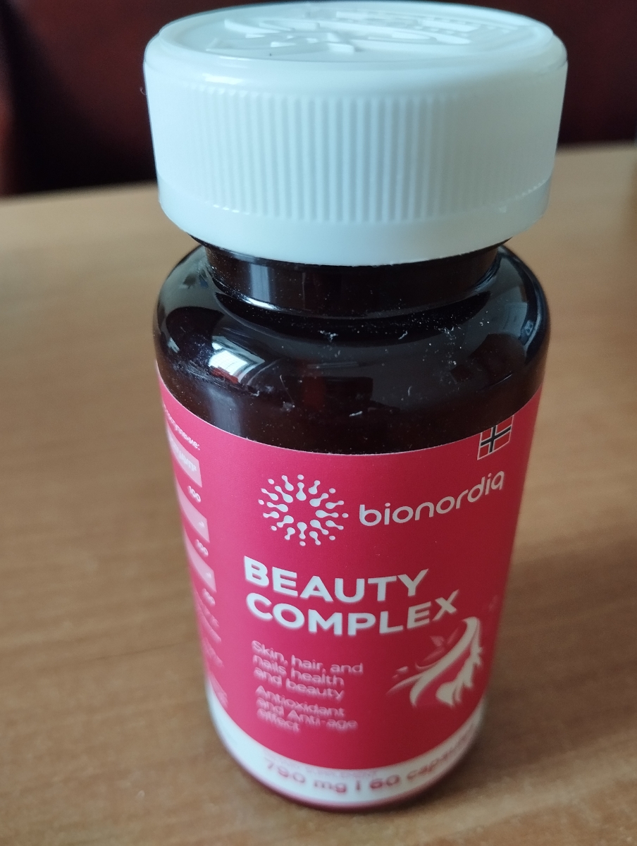 Фото покупателя №16 из 420: Витаминный комплекс для волос ногтей и кожи Beauty Complex bionordiq 790 мг 60 капсул, биотин коллаген, витамины красоты, для женщин, для роста волос, БАД, для иммунитета, для здоровья, для костей, отзыв на 5 из 5, Ozon, 2 марта 2026