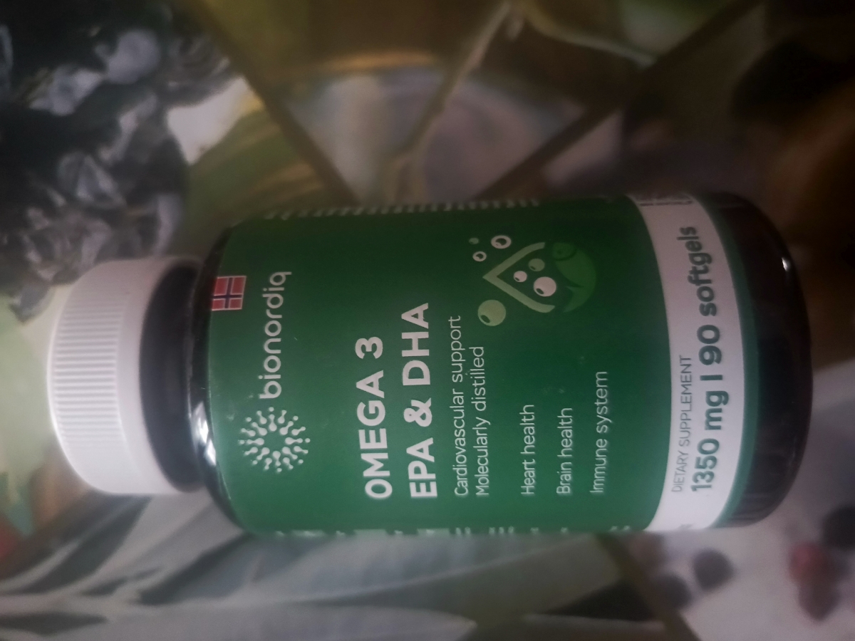Фото покупателя №23 из 144: Омега 3 витаминный комплекс Omega 3 EPA DHA bionordiq 1350 мг 90 капсул, рыбий жир, для сердца и сосудов, для иммунитета, для волос и кожи, для женщин и мужчин, для здоровья, витамины, БАД, для костей, отзыв на 5 из 5, Ozon, 23 ноября 2025