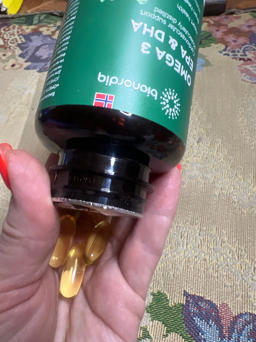 Фото покупателя №4 из 144: Омега 3 витаминный комплекс Omega 3 EPA DHA bionordiq 1350 мг 90 капсул, рыбий жир, для сердца и сосудов, для иммунитета, для волос и кожи, для женщин и мужчин, для здоровья, витамины, БАД, для костей, отзыв на 5 из 5, Ozon, 14 апреля 2026