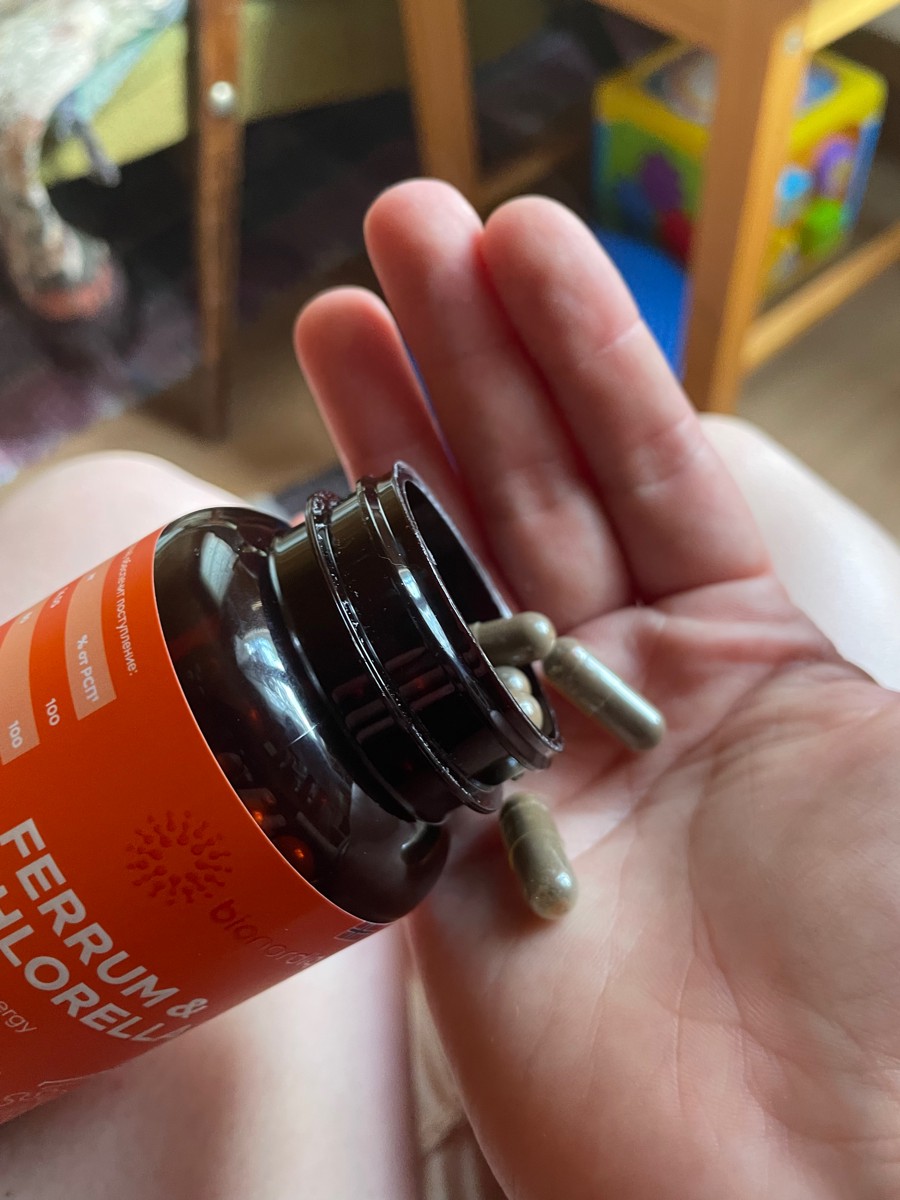 Фото покупателя №204 из 293: Железо Ferrum Chlorella bionordiq 600 мг 90 капсул, при анемии, для гемоглобина, хлорелла, железо витамины, для женщин, витаминный комплекс, БАД, для иммунитета, для здоровья, для женщин и мужчин, отзыв на 5 из 5, Ozon, 1 июля 2024