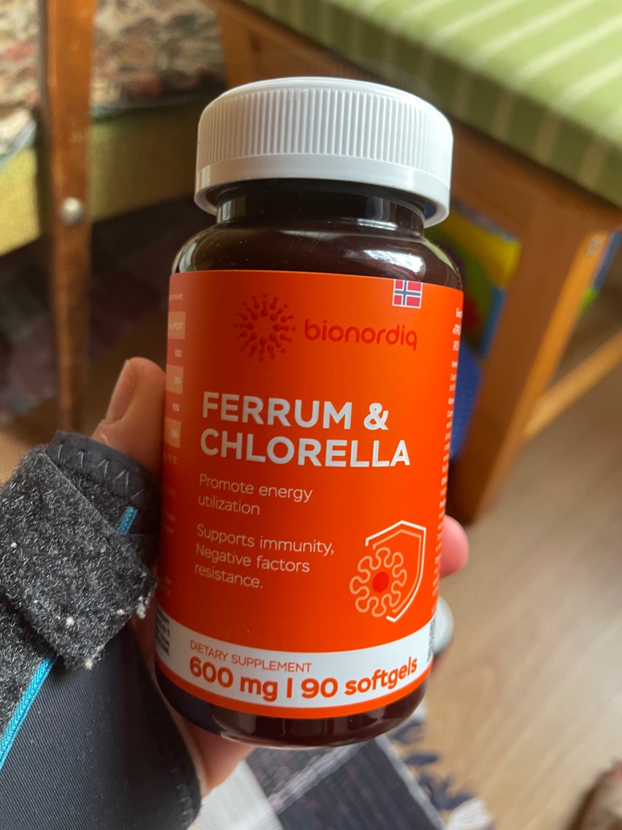 Фото покупателя №205 из 293: Железо Ferrum Chlorella bionordiq 600 мг 90 капсул, при анемии, для гемоглобина, хлорелла, железо витамины, для женщин, витаминный комплекс, БАД, для иммунитета, для здоровья, для женщин и мужчин, отзыв на 5 из 5, Ozon, 1 июля 2024