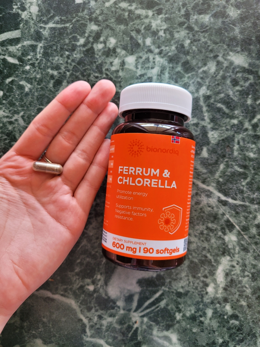 Фото покупателя №103 из 293: Железо Ferrum Chlorella bionordiq 600 мг 90 капсул, при анемии, для гемоглобина, хлорелла, железо витамины, для женщин, витаминный комплекс, БАД, для иммунитета, для здоровья, для женщин и мужчин, отзыв на 5 из 5, Ozon, 8 июля 2024