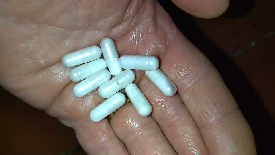 Кадр из видео покупателя №1 из 6: Омега 3 витаминный комплекс Omega 3 EPA DHA bionordiq 1350 мг 90 капсул, рыбий жир, для сердца и сосудов, для иммунитета, для волос и кожи, для женщин и мужчин, для здоровья, витамины, БАД, для костей, отзыв на 5 из 5, Ozon, 18 января 2025